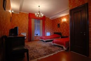 Фото Зорянка