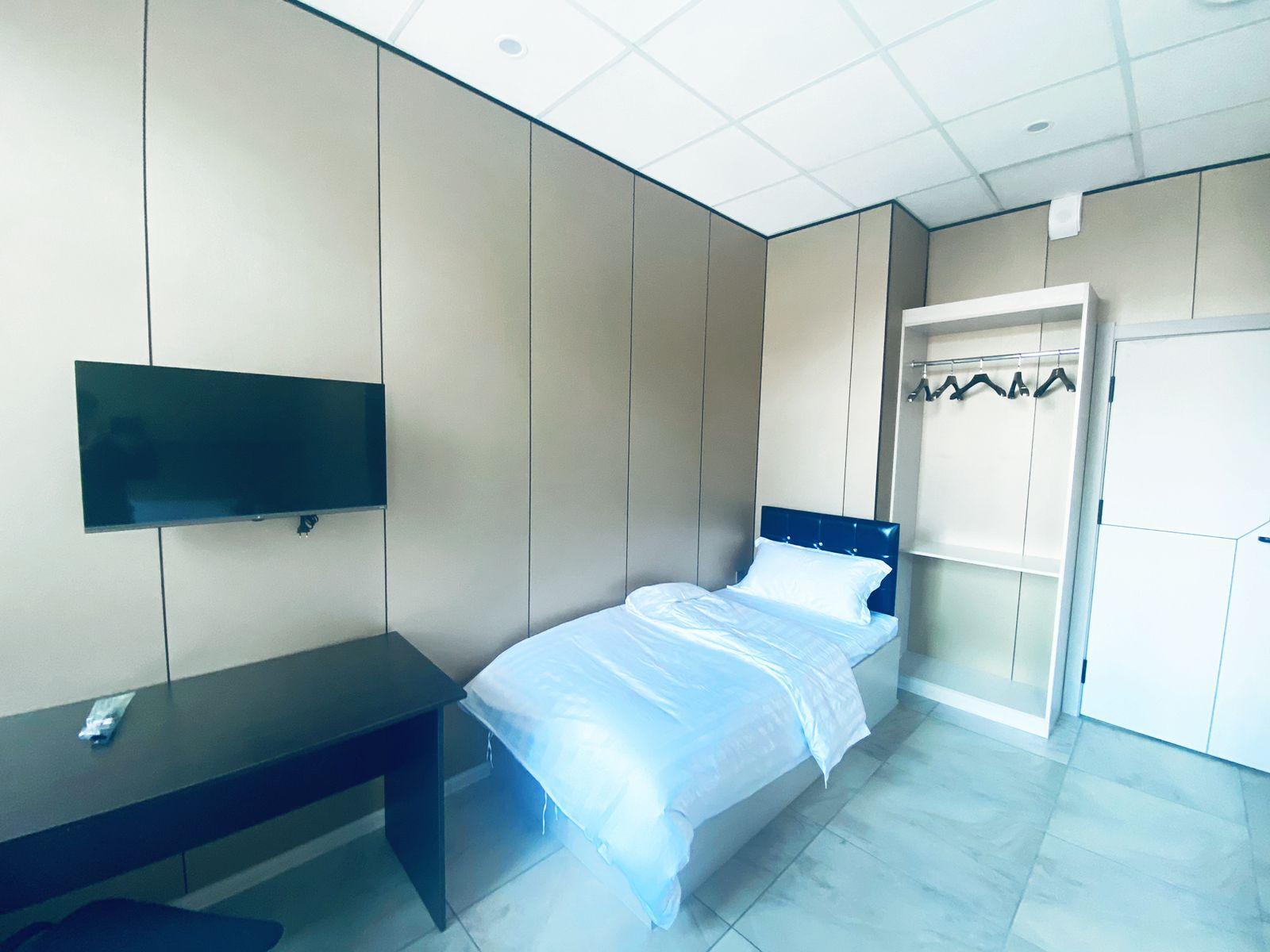 Фото Holiday Hotel