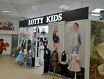 Lotty Kids (Decebal boulevard, 99), tienda de ropa para niños