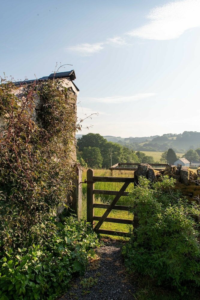 Фото Alltybrain Farm Cottages and B&b