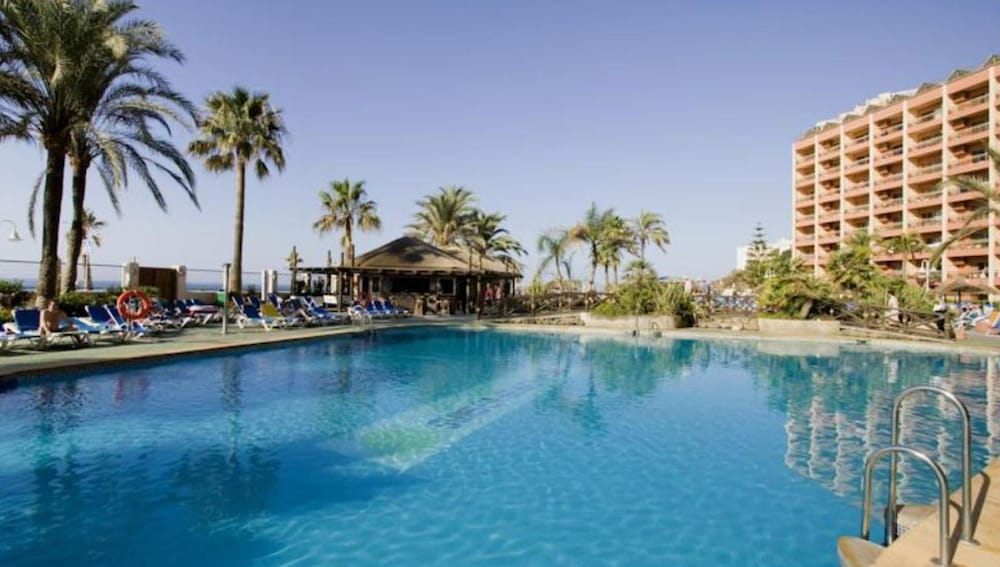 Фото Waterfront Hotel Sunset Beach Apartment