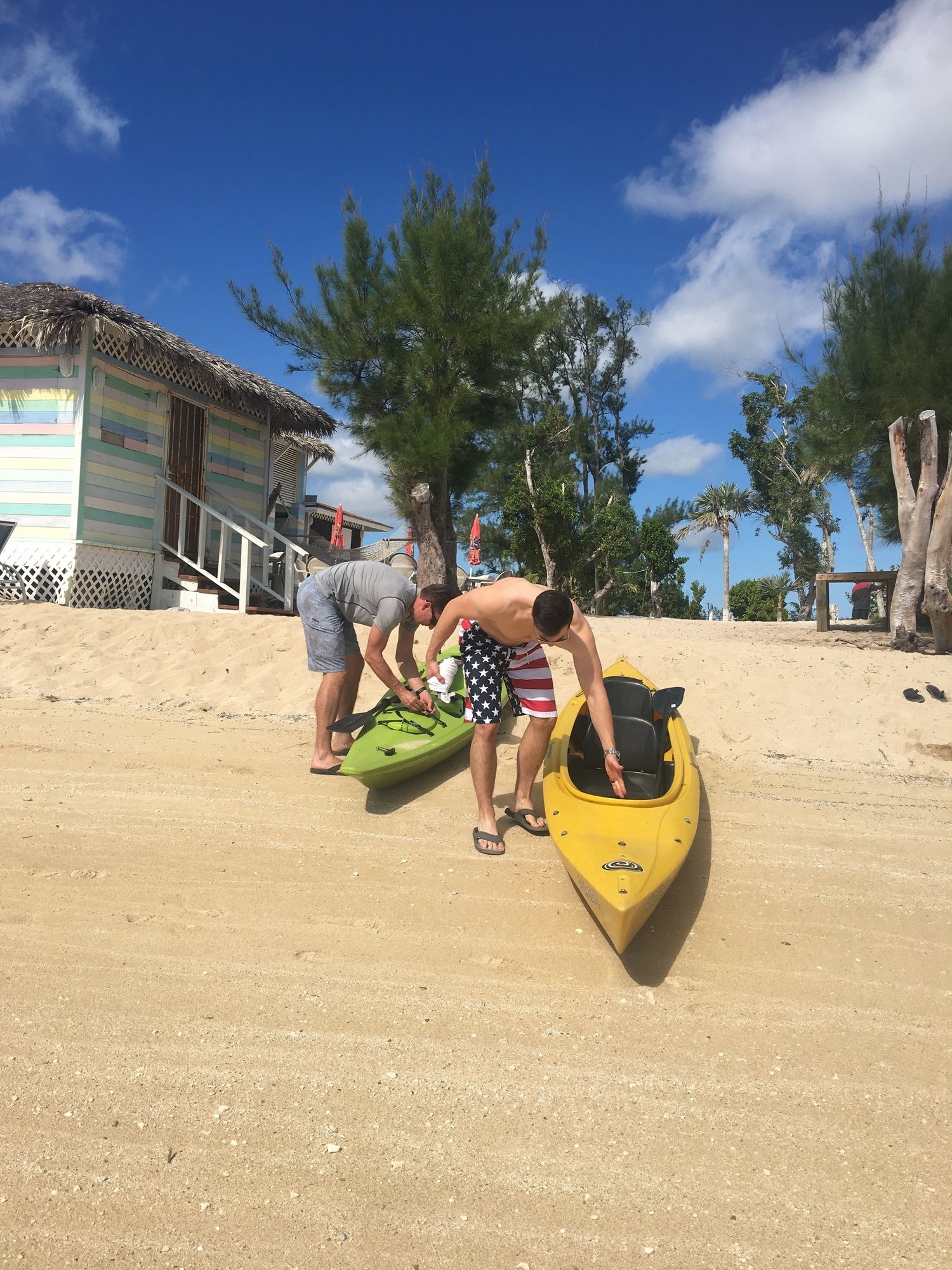 Фото Coral Harbour Beach House And Villas