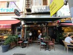Ela Cafe & Restaurant (İstanbul, Kadikoy, Fahrettin Kerim Gökay Cad., 29), cafe