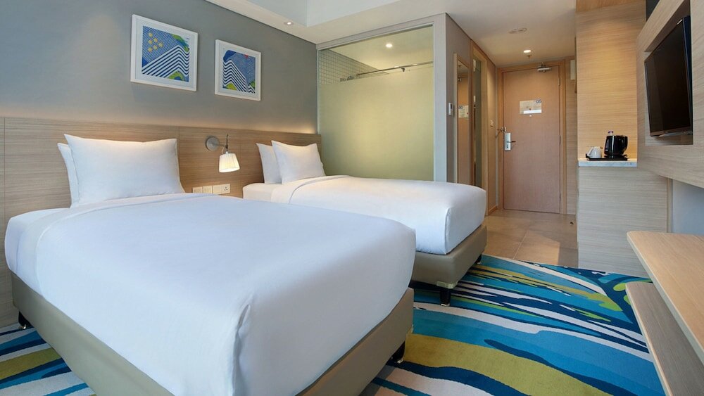Фото Holiday Inn Express Jakarta Wahid Hasyim, an Ihg Hotel