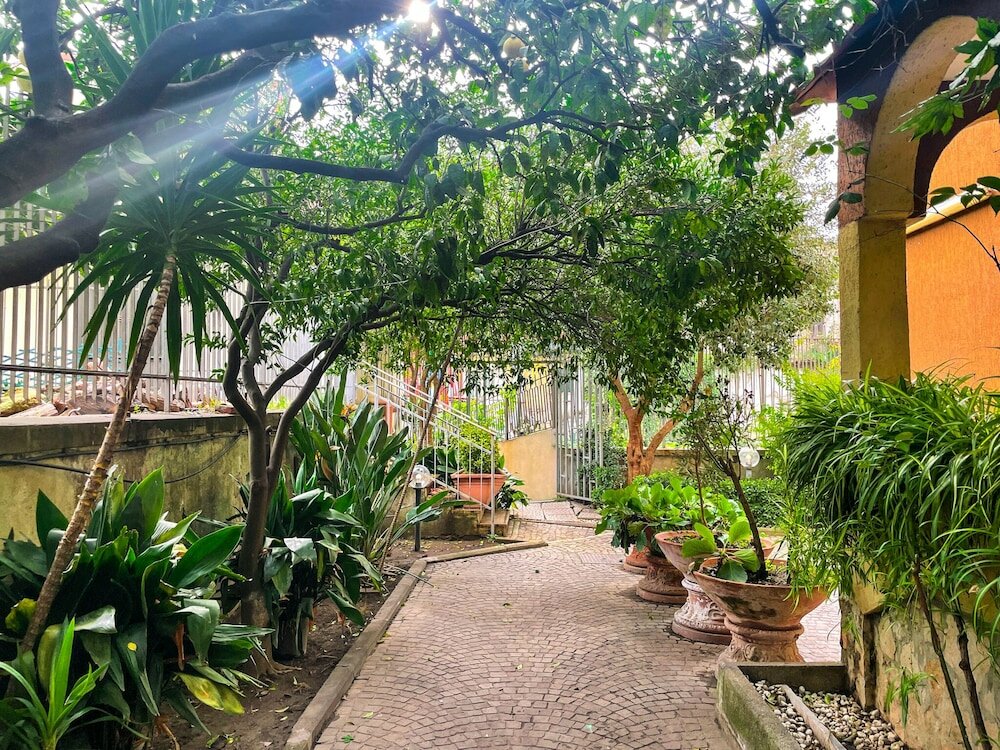 Фото Naples Experience Hostel age limit 18-28