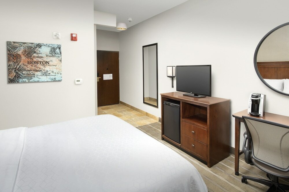 Фото Holiday Inn Express Boston North Woburn by Ihg