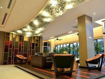 Apartments Mooks Residence, Pattaya, photo