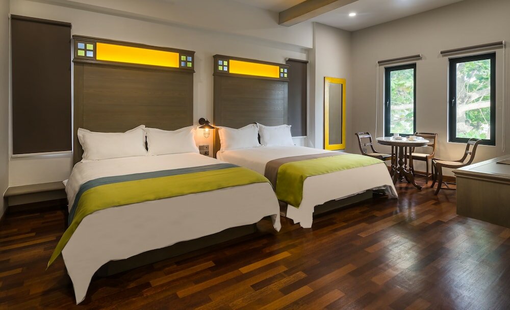 Фото Treasures Hotel and Suites