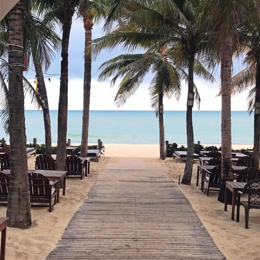 Фото Duro Beach Hotel