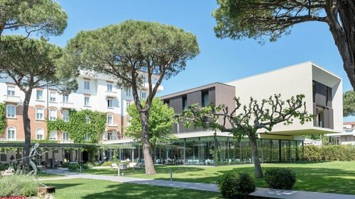 Гостиница MarePineta Resort в Червии