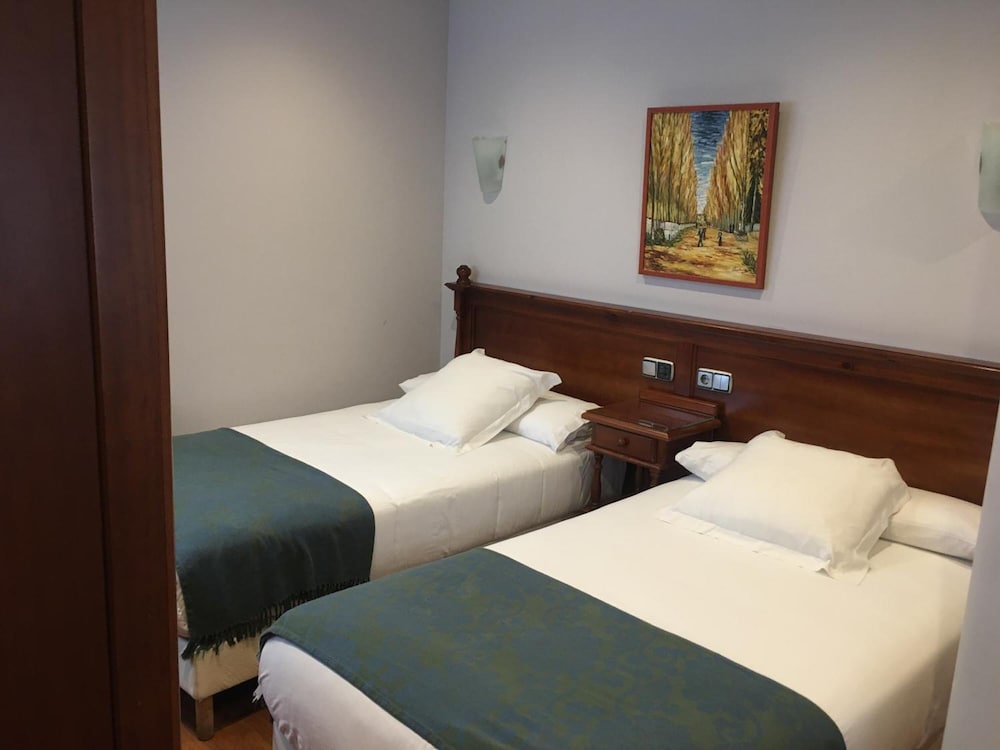 Фото Hotel Villalegre