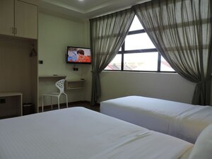 Гостиница Merlin Hotel