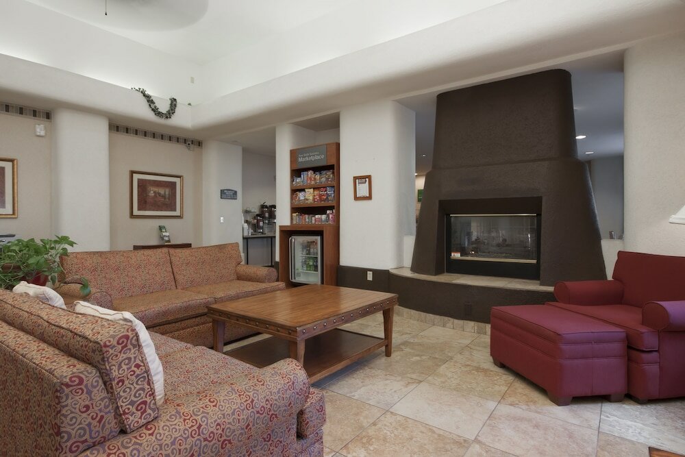 Фото Comfort Suites Peoria Sports Complex