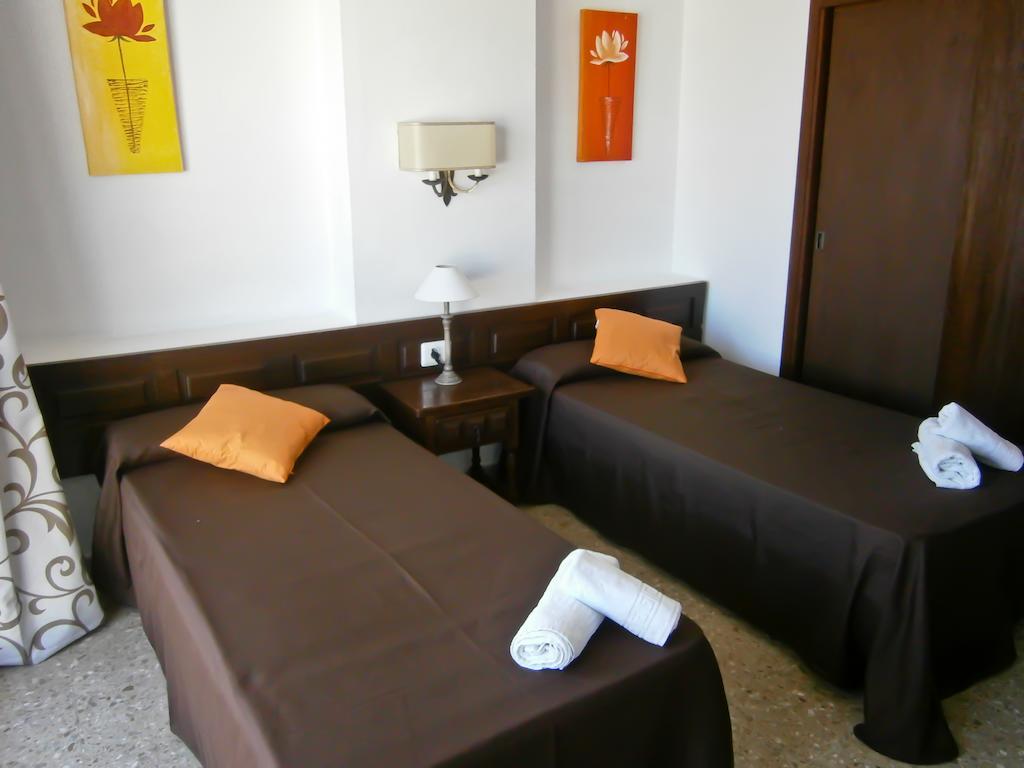 Фото Apartamentos Mestret