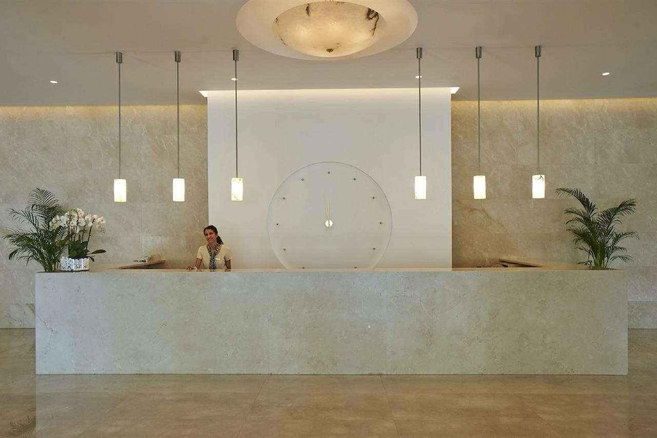 Фото Sunrise Beach Hotel