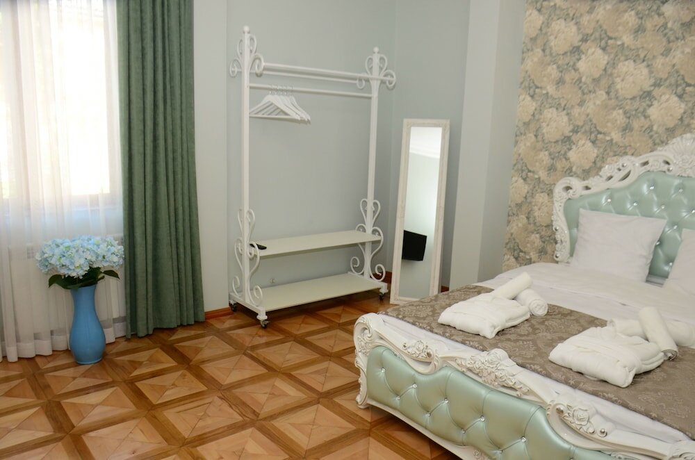 Фото Batumi Globus