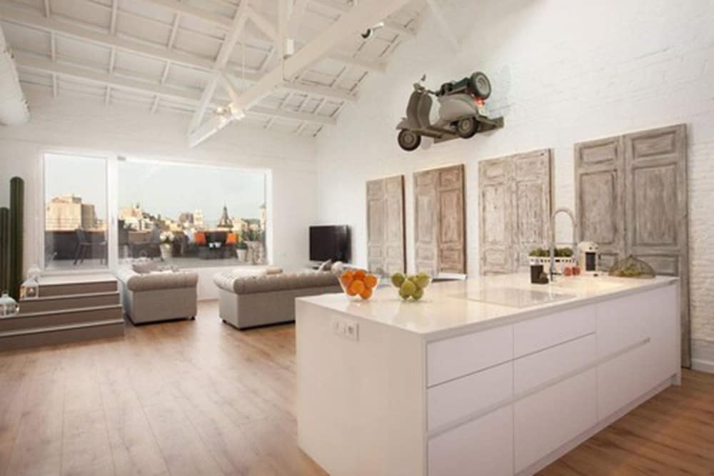 Фото Enjoybcn Miro Apartments