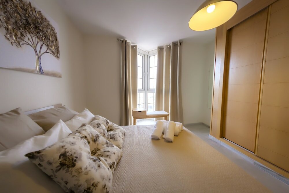 Фото Apartamentos Puerto Almerimar