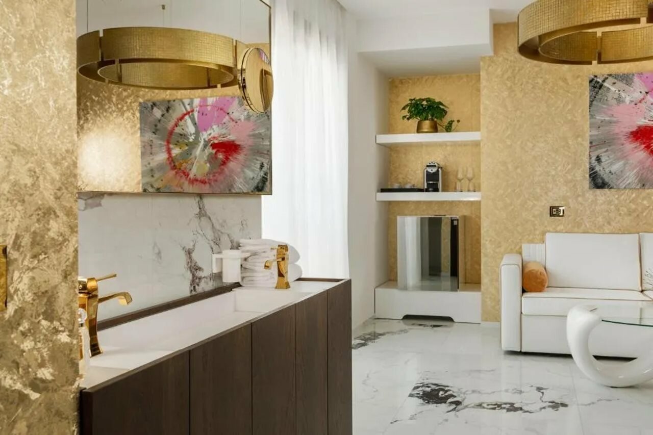 Фото The Promenade Luxury Wellness Hotel