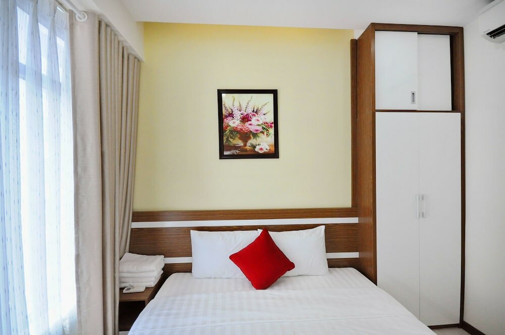 Фото Handy Beachfront Apartment