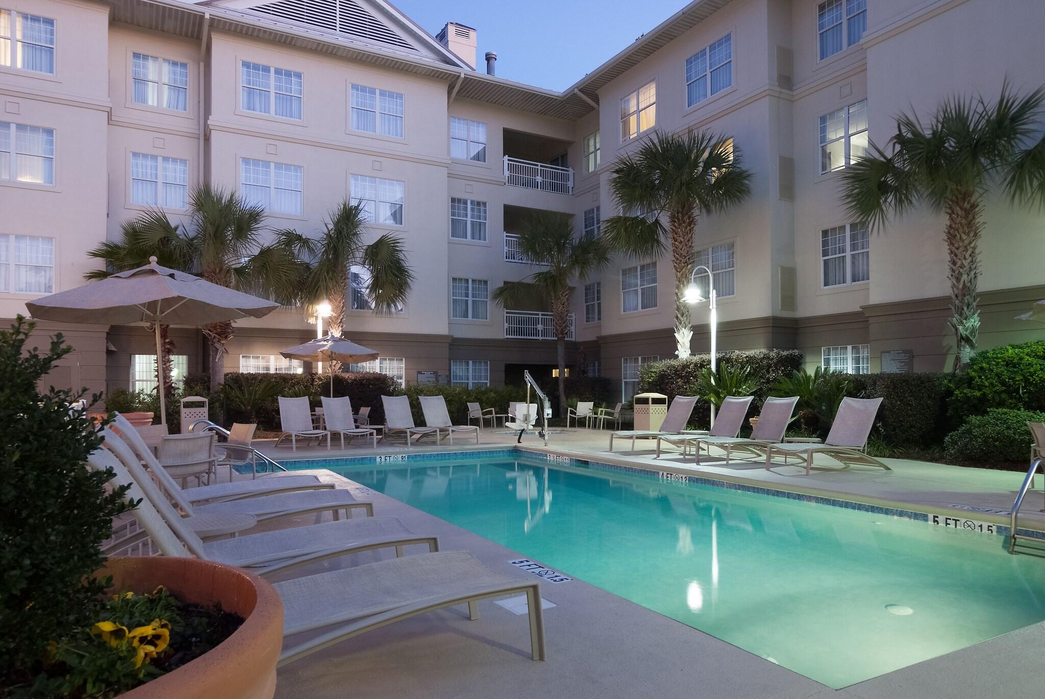 Фото Residence Inn Charleston Riverview