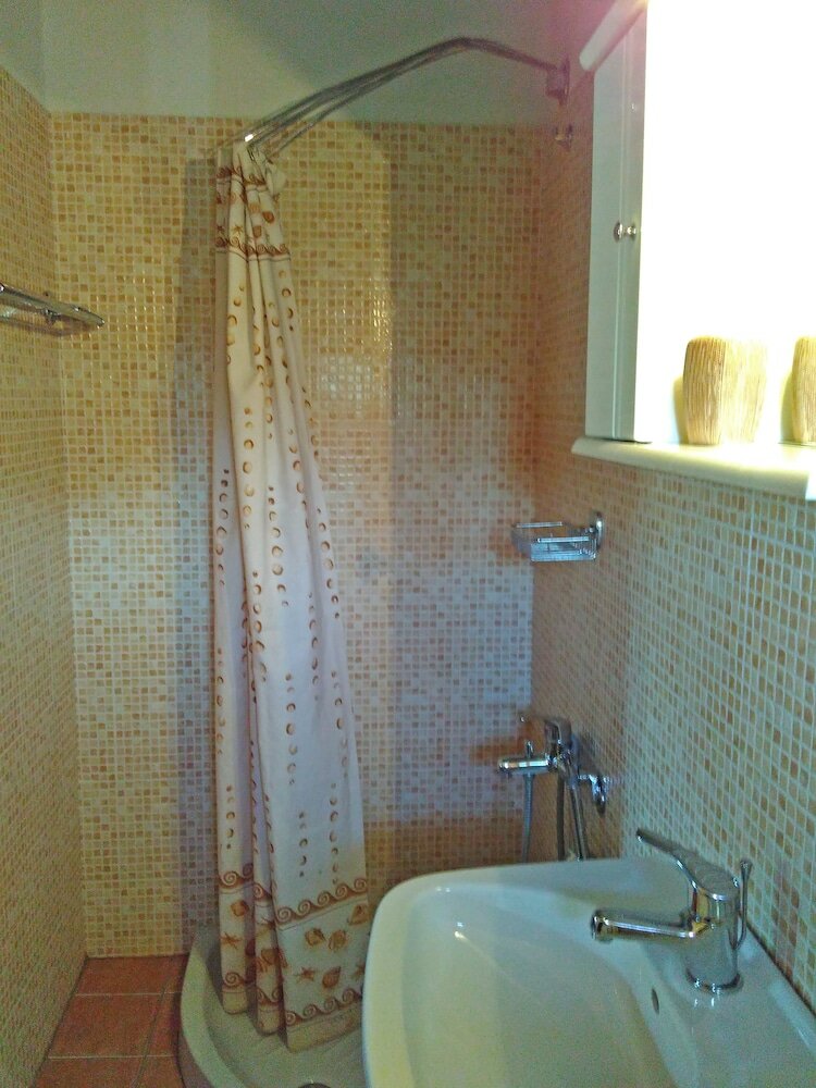 Фото Guesthouse Iro