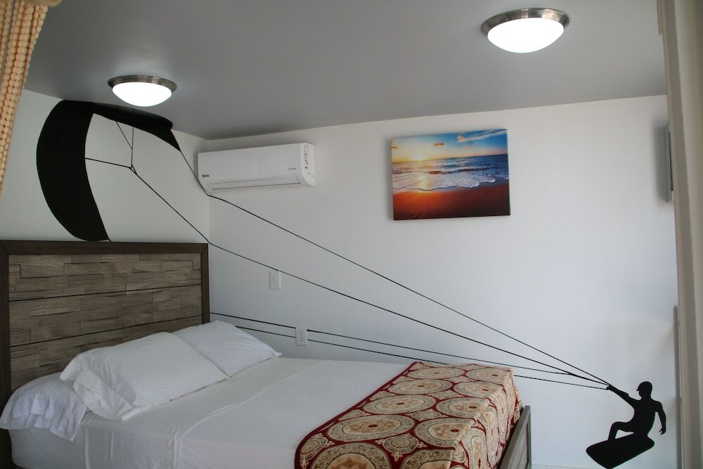 Фото Coral Reef Beach Aruba