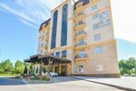 The One (Qadyrǵalı Jalaıyrı kóshesi, 8), hotel