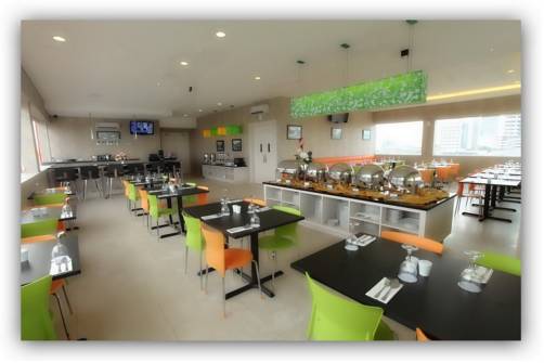 Фото Dragon Inn Kemayoran