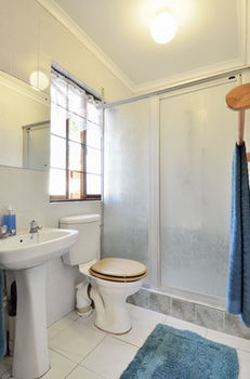 Фото The Cottage