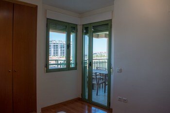 Фото Living Valencia - Patacona Beach