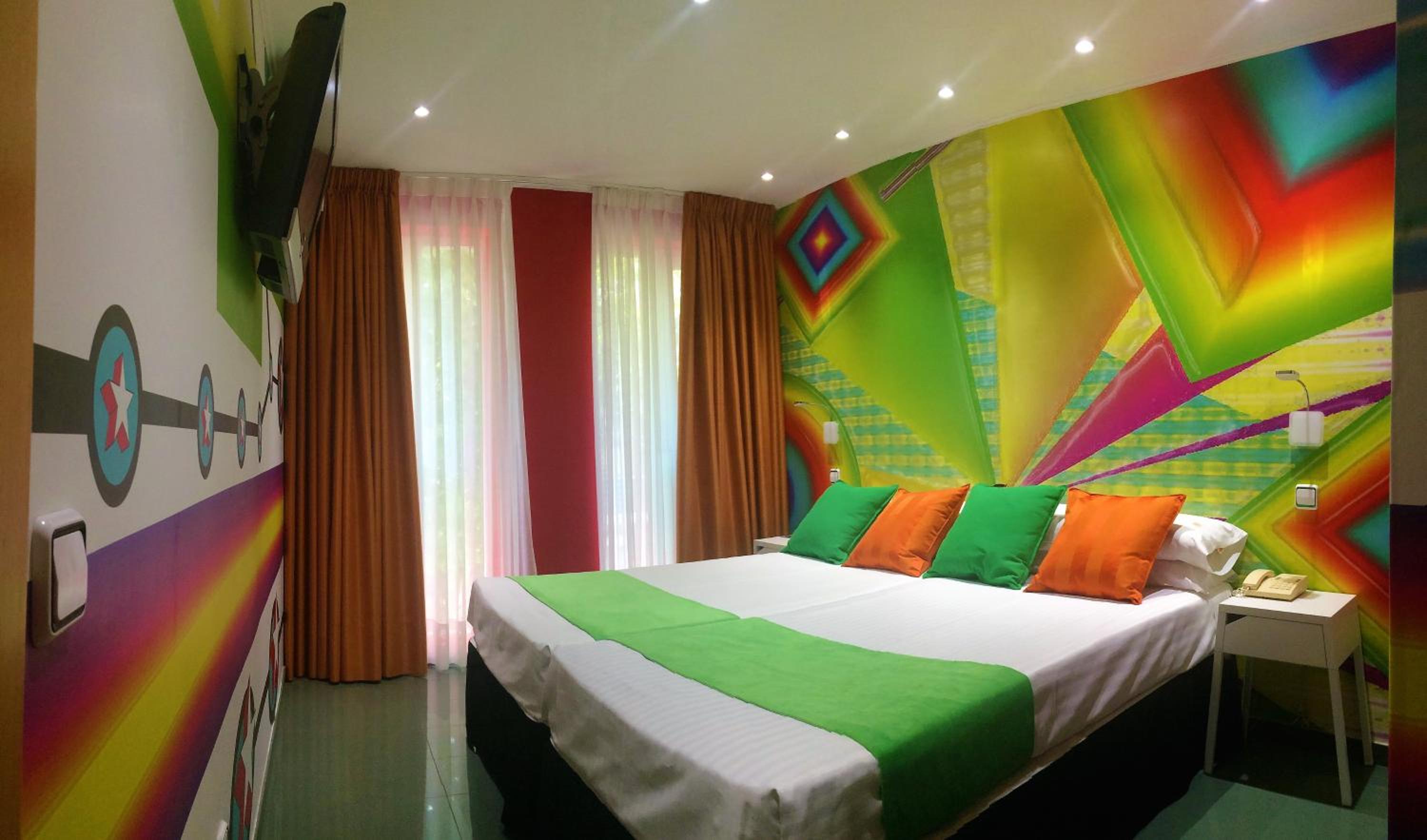 Фото Hotel Indiana