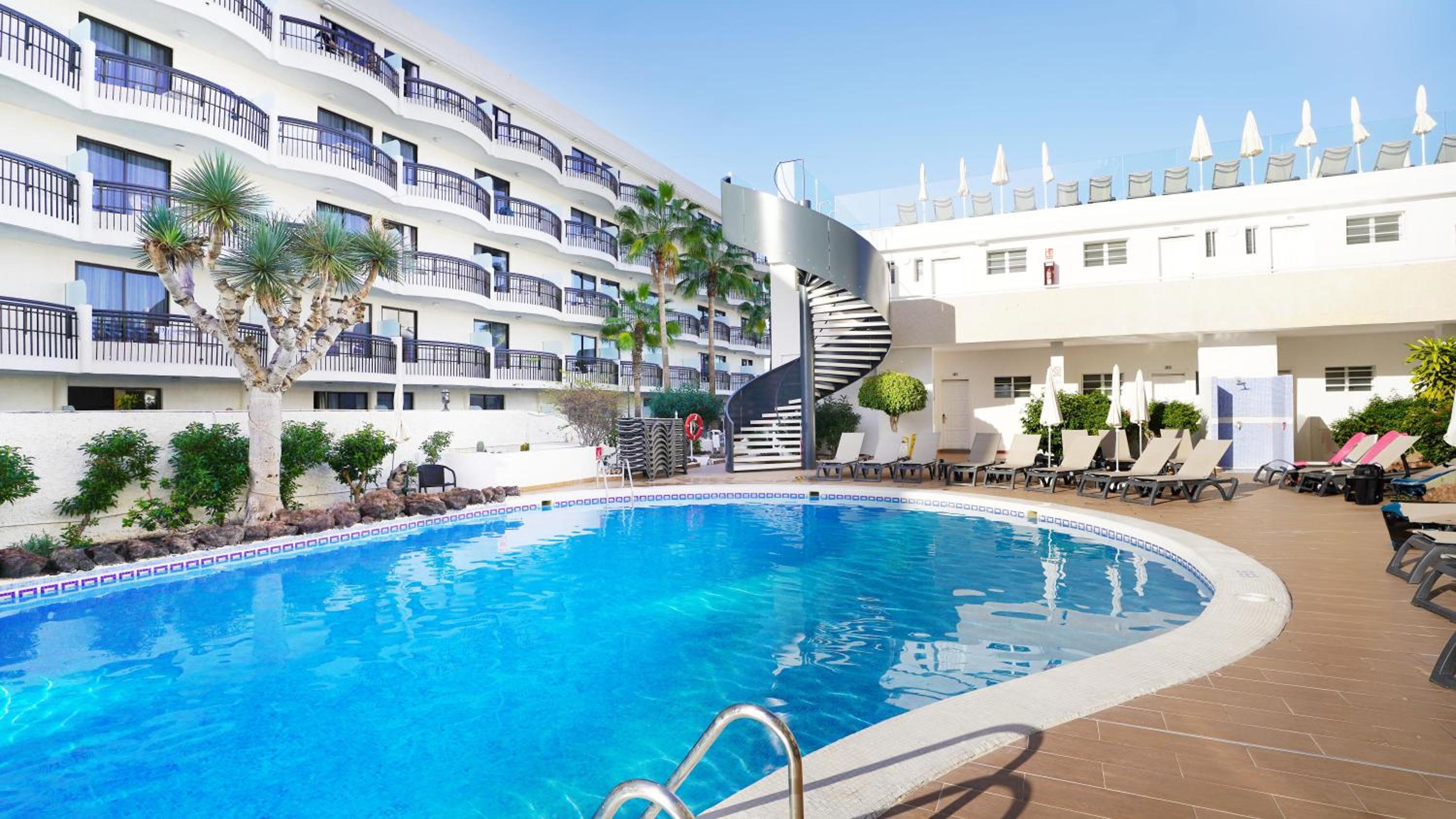 Фото Coral California