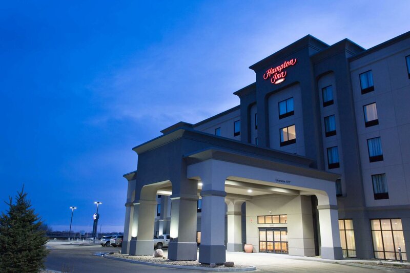 Гостиница Hampton Inn by Hilton Lloydminster в Ллойдминстере