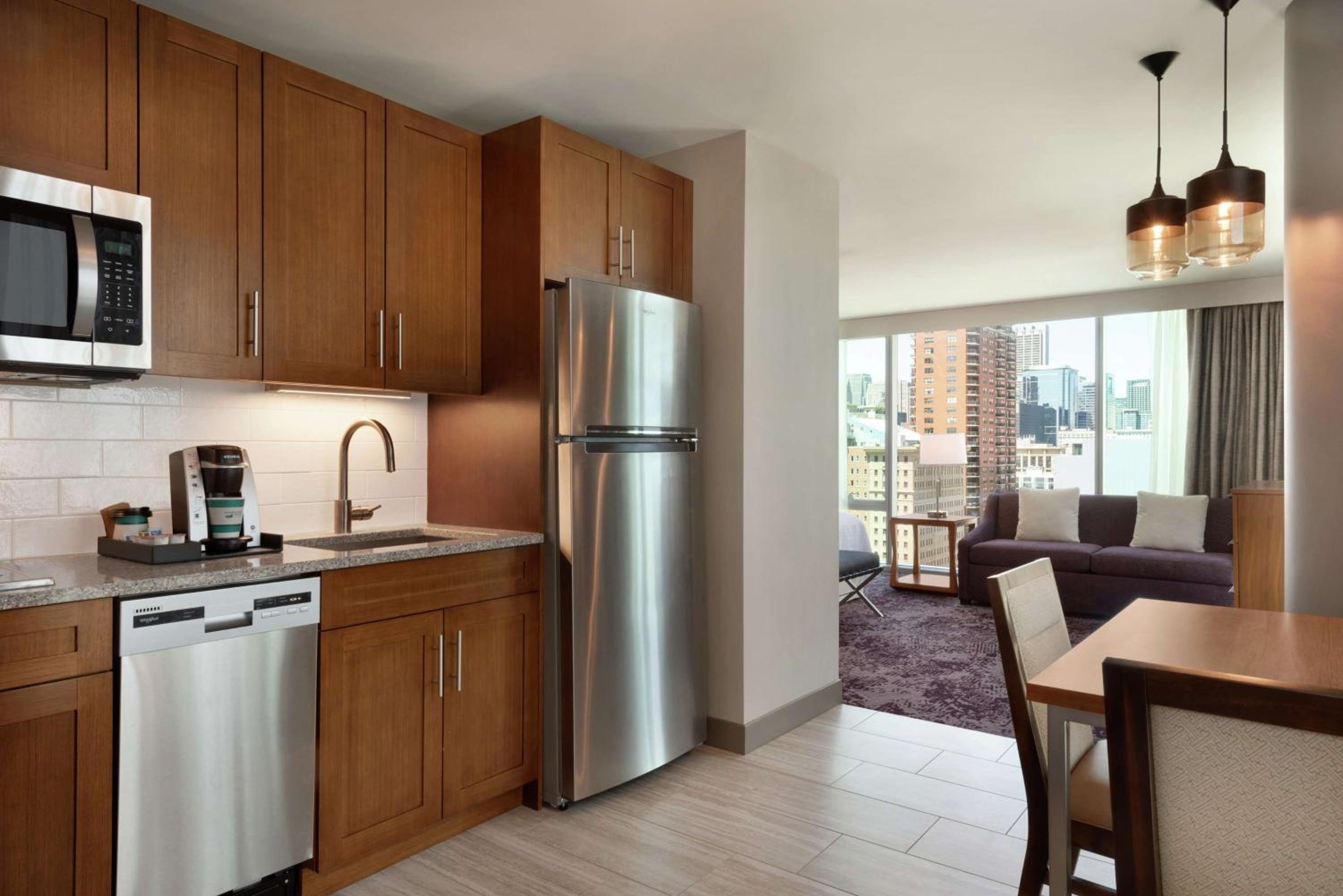 Фото Homewood Suites by Hilton Chicago Downtown South Loop
