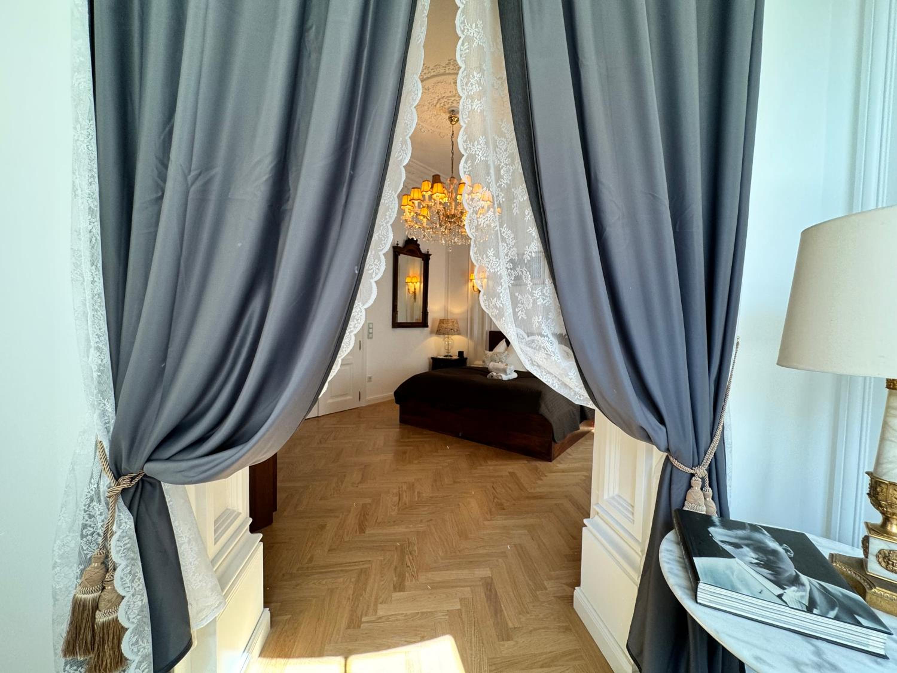 Фото 7th Heaven Vienna Center Apartments