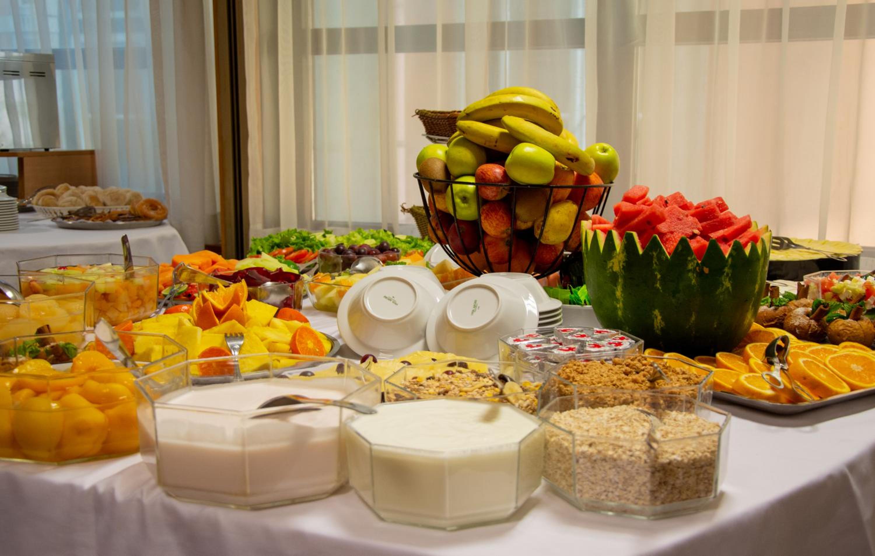 Фото VIP Executive Eden Aparthotel