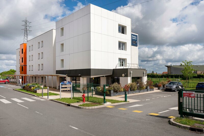 Гостиница Ace Hôtel Paris Sud Villabe