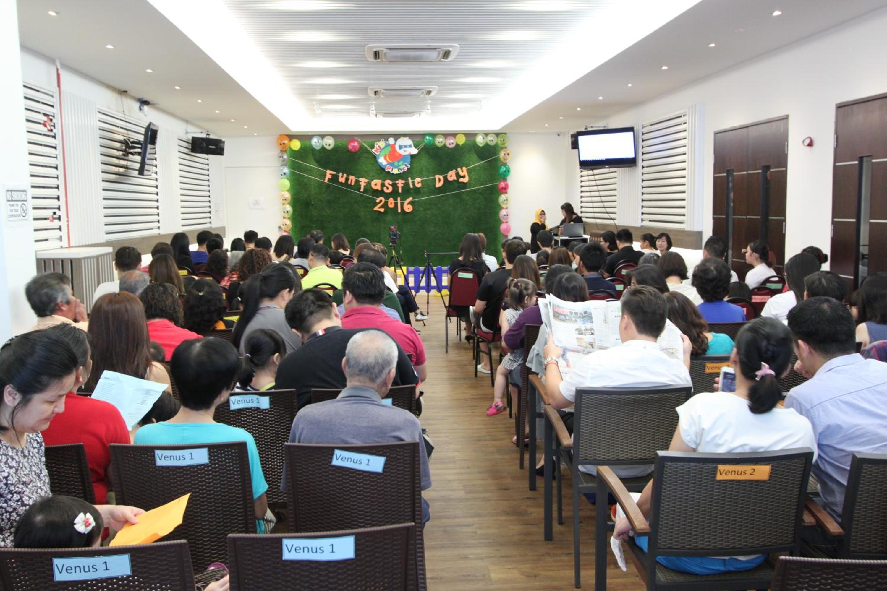 Фото Molek Garden Hotel