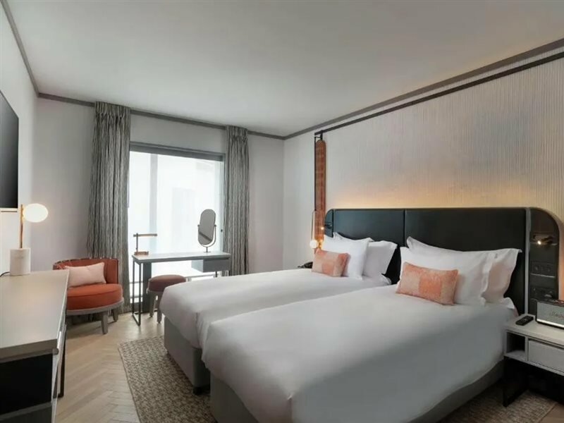 Фото Hart Shoreditch Hotel London, Curio Collection by Hilton