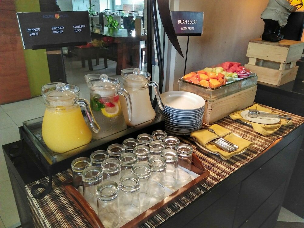 Фото Eclipse Hotel