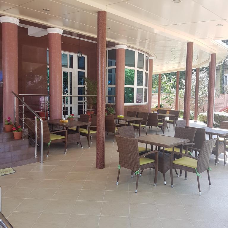 Фото Алая Роза