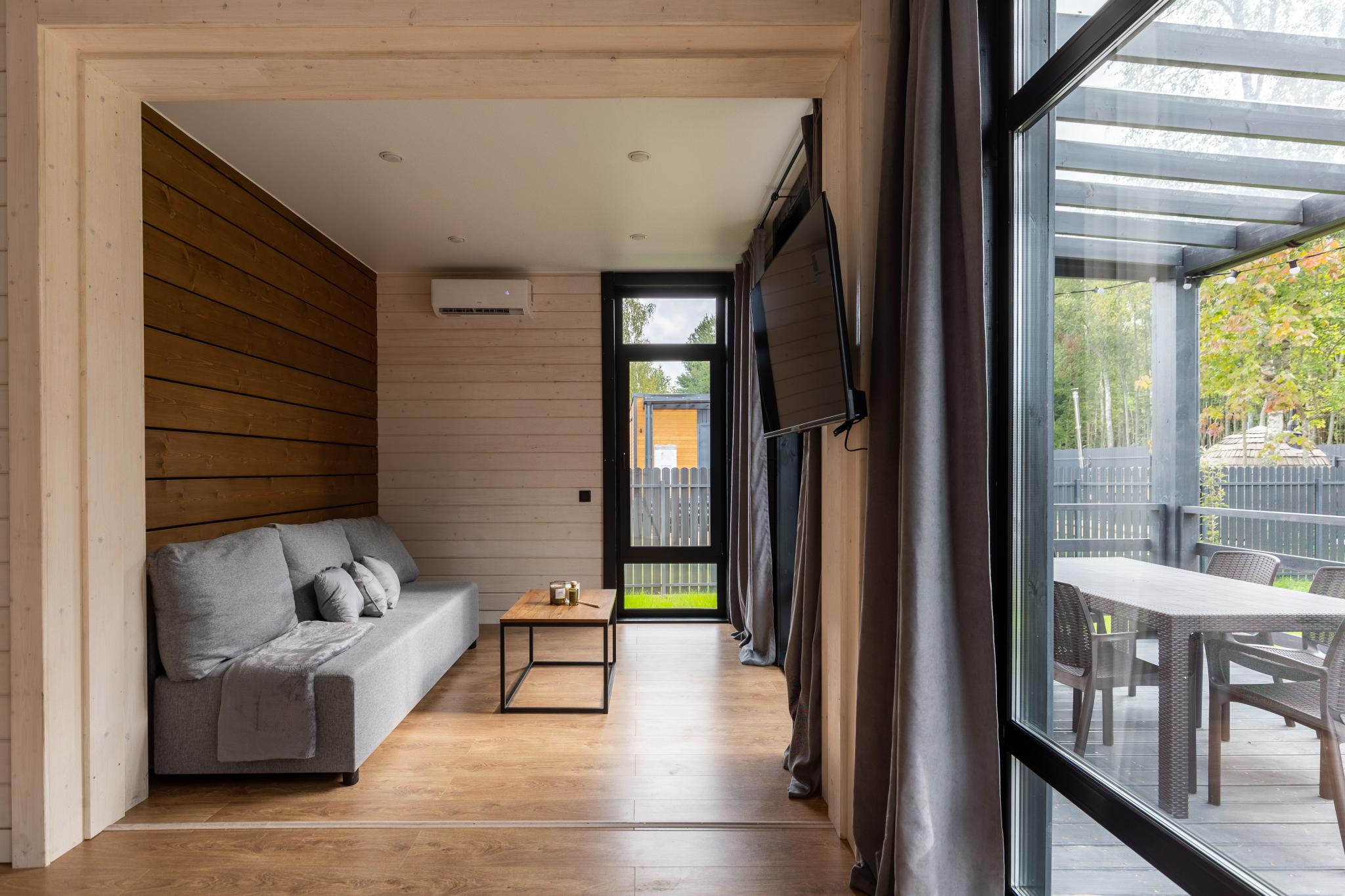 Фото Блэк Вилладж Фэмили