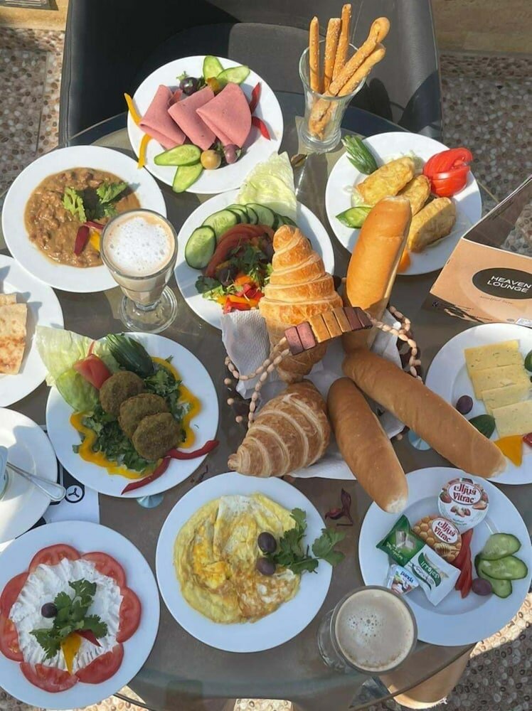 Фото Thomas Cook pyramids view