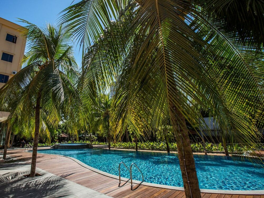 Фото Narita Hotel Surabaya