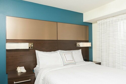 Гостиница Residence Inn by Marriott Grand Rapids West в Гранд-Рапидс