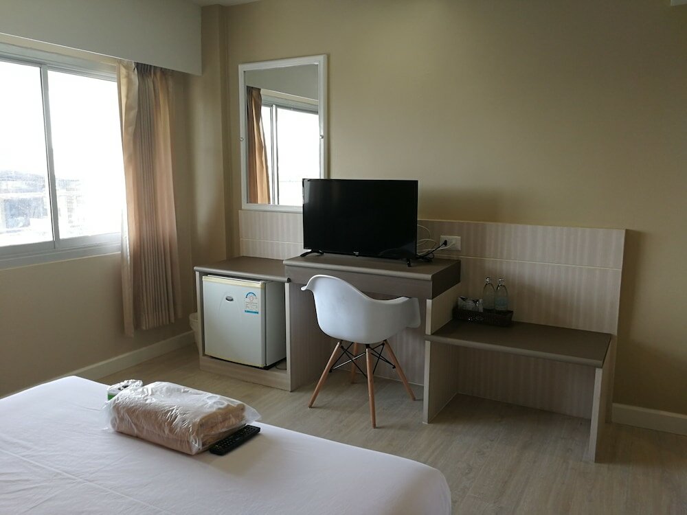 Фото Srivichai Hotel