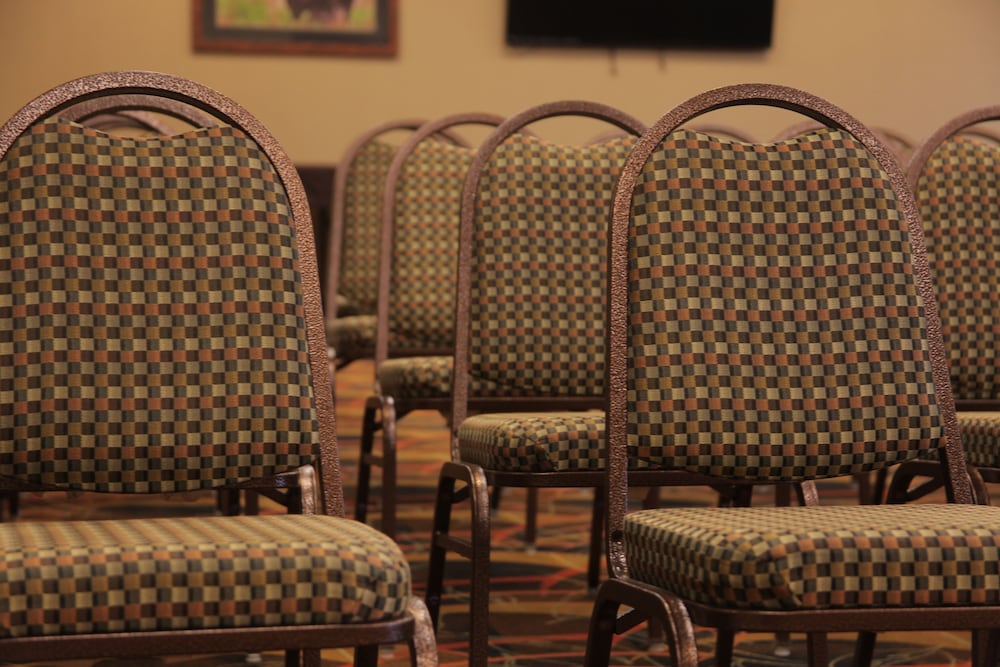 Фото Little Missouri Inn & Suites