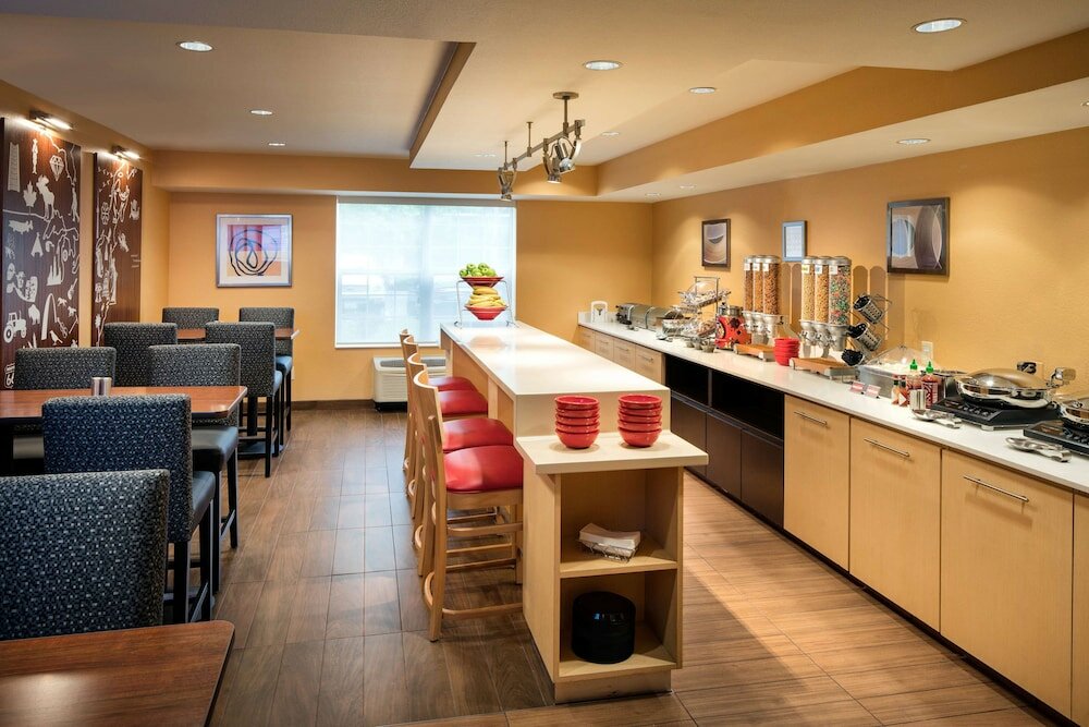 Фото Sonesta Simply Suites Seattle Renton