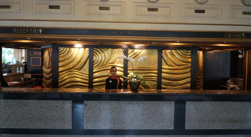 Фото Hotel Danau Toba International